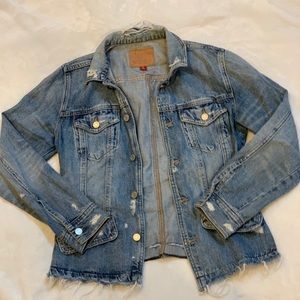 Lucky Brand Jean Jacket!⚜️🔆‼️